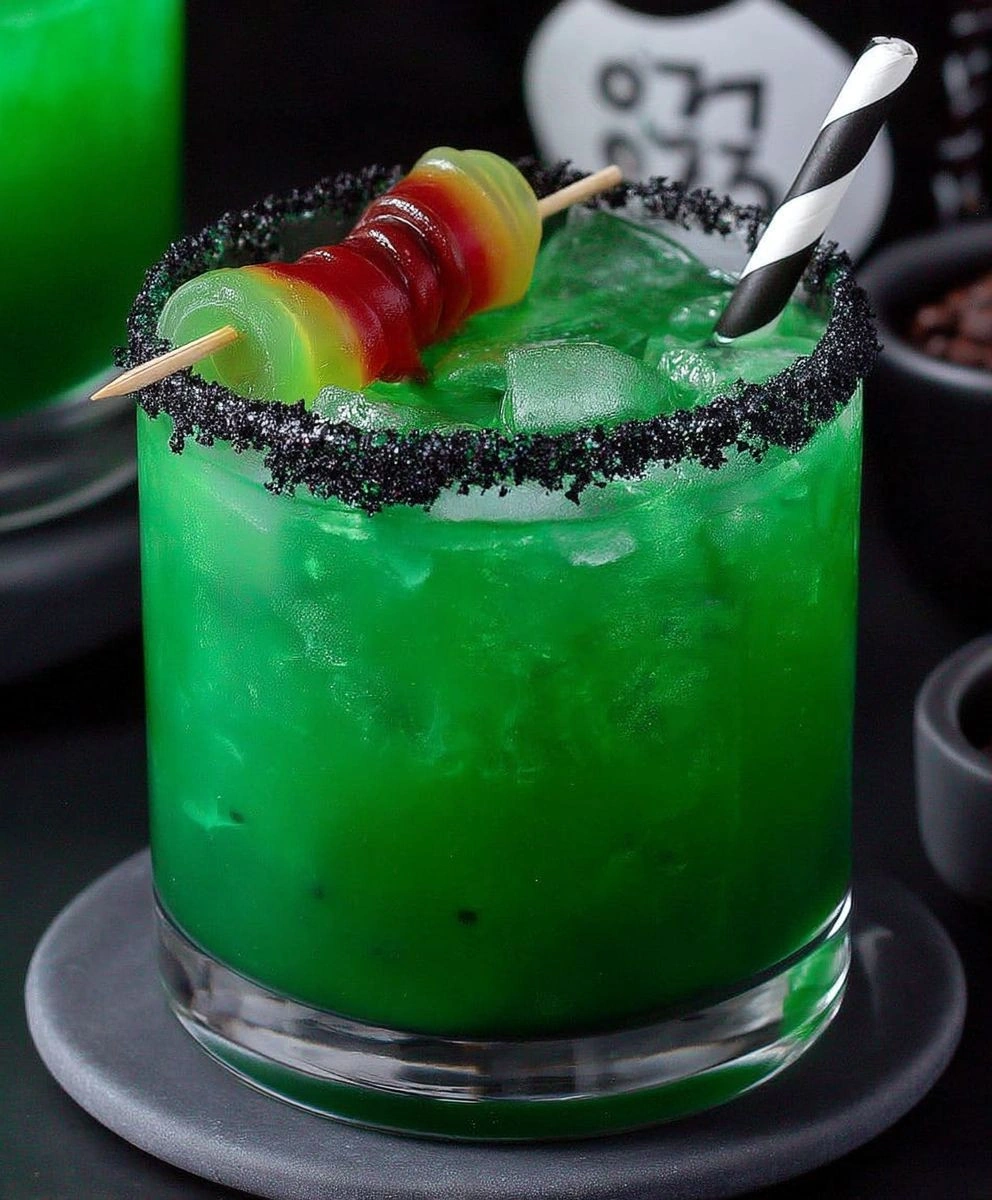 Beetlejuice Halloween Cocktail: Spooky & Delicious Recipe image 2