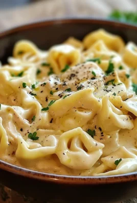 Easy Crockpot Chicken Alfredo Tortellini Recipe